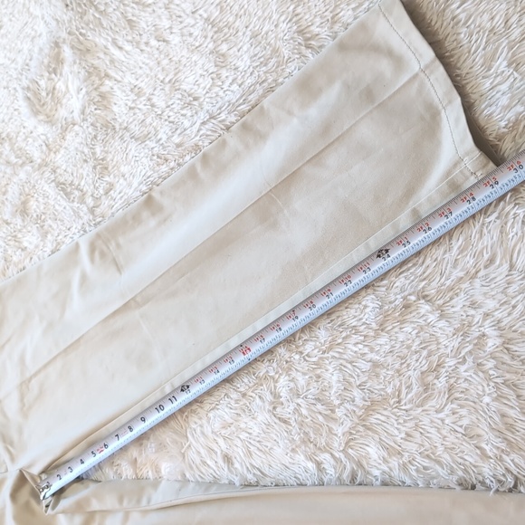 NWT St. John's Bay Classic Stone Cream Khaki Pants Size 30/30 - Picture 12 of 12